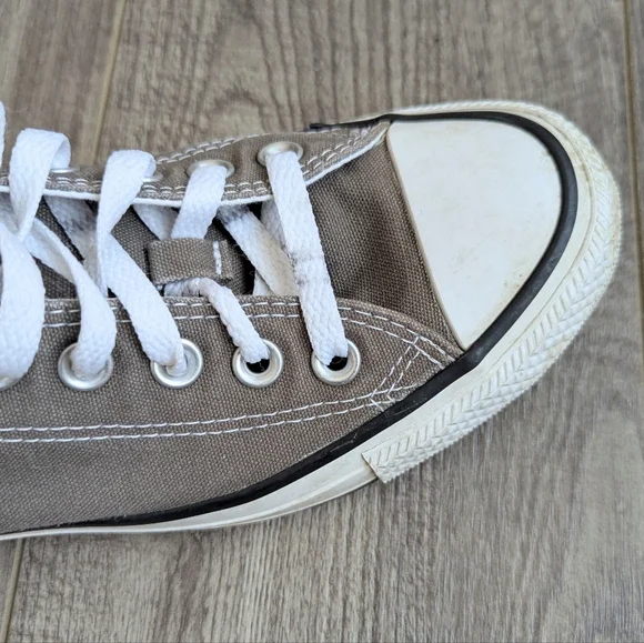 Converse Gray Low-Top Sneakers - Picture 9 of 12